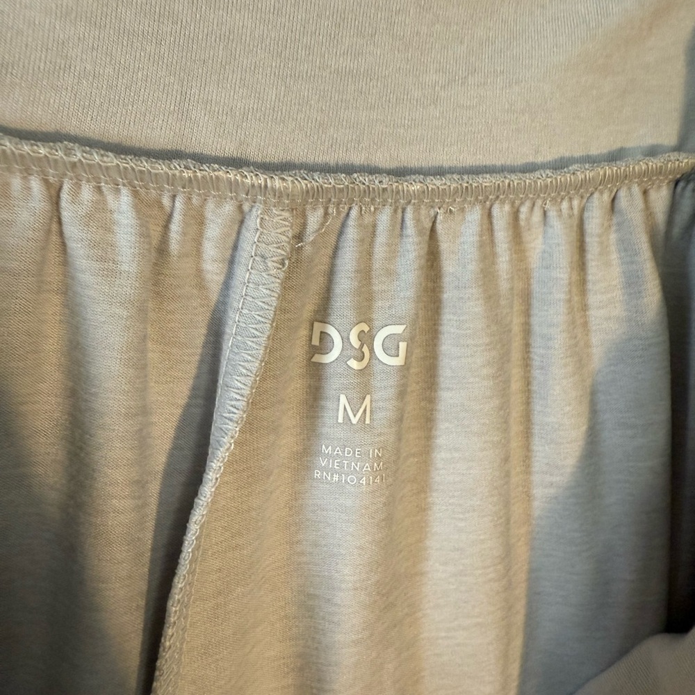 DSG Light Gray High Rise Jogger - Size M - Picture 4 of 5
